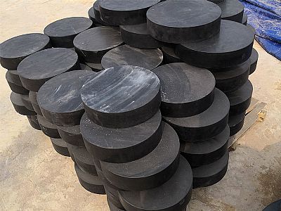 南木林板式橡胶支座由若干层橡胶片与薄钢板经加压硫化